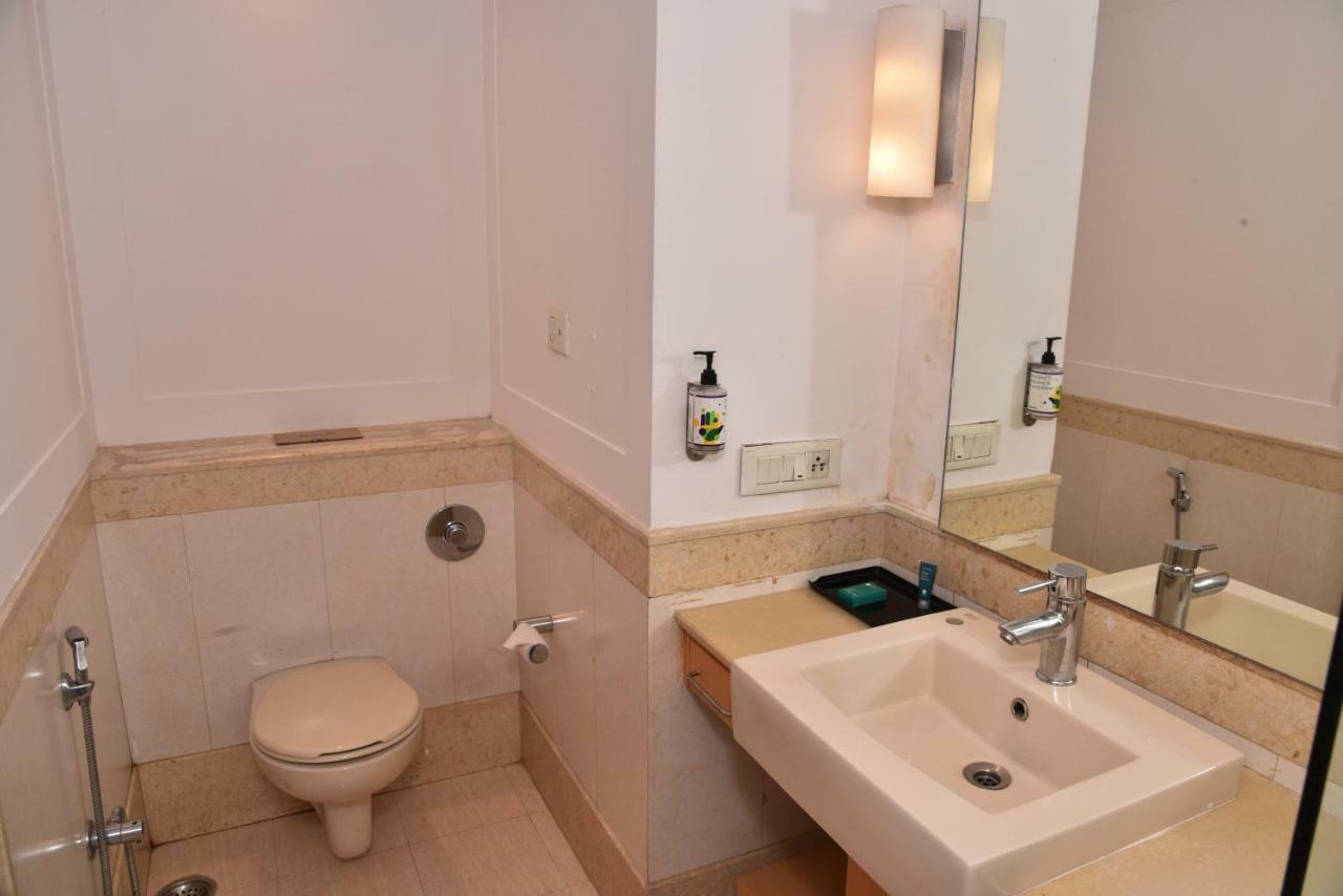 Hotel Western Court Csandígarh Kültér fotó